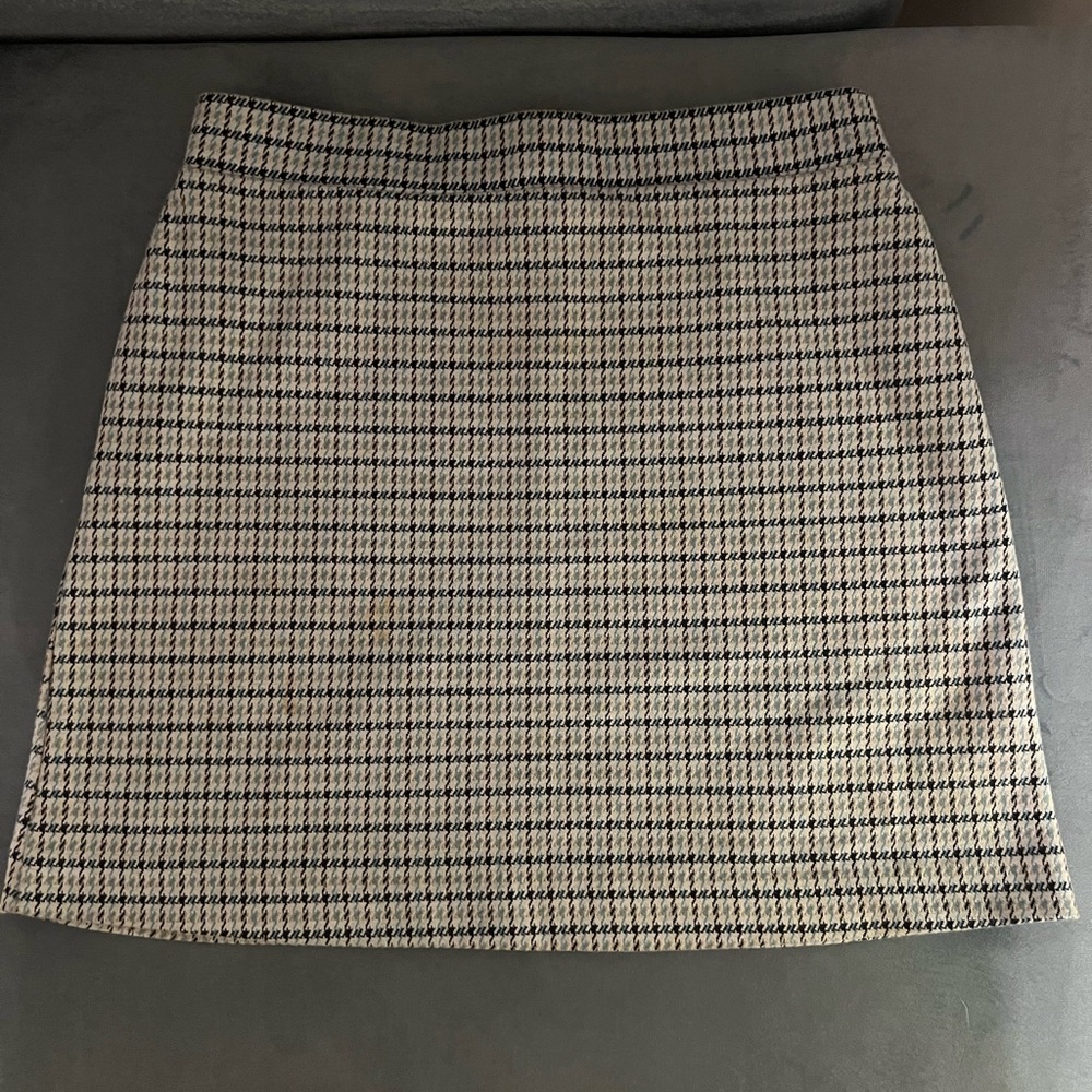 Classic A-Line Houndstooth Skirt - Multi